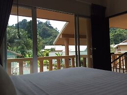 Sakoo Valley Naithon Beach