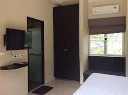 Sakoo Valley Naithon Beach