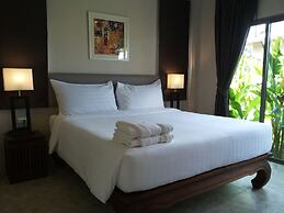 Sakoo Valley Naithon Beach