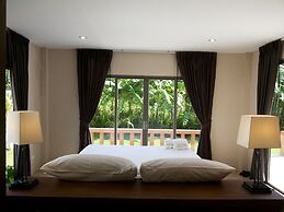 Sakoo Valley Naithon Beach