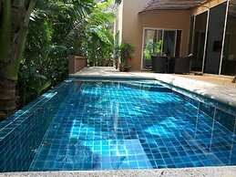 Sakoo Valley Naithon Beach