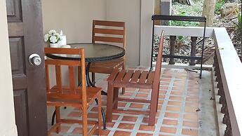 Kata Beachwalk Hotel and Bungalows