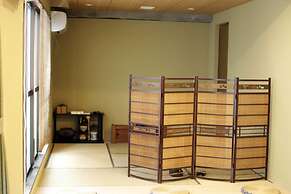 Guest House SENSU - Hostel