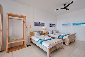MYAMO Beach Lodge - Hostel