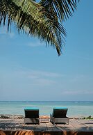 MYAMO Beach Lodge - Hostel