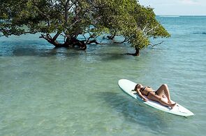 MYAMO Beach Lodge - Hostel