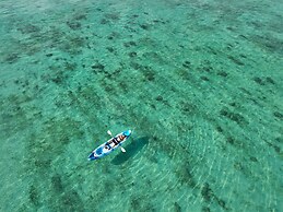 MYAMO Beach Lodge - Hostel