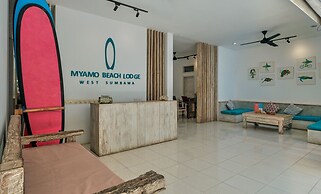 MYAMO Beach Lodge - Hostel