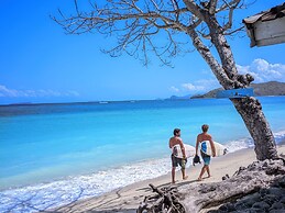 MYAMO Beach Lodge - Hostel