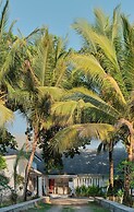 MYAMO Beach Lodge - Hostel