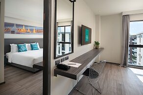 Cross Vibe Sukhumvit Hotel