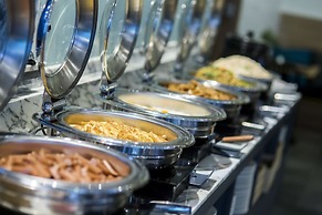 Cross Vibe Sukhumvit Hotel