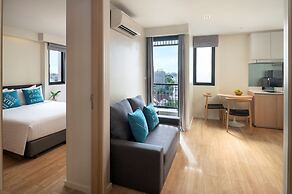 Cross Vibe Sukhumvit Hotel