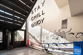 Cross Vibe Sukhumvit Hotel