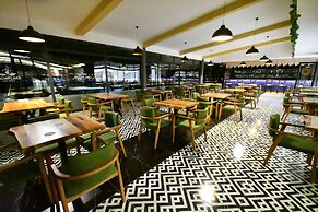 Sarikamis Snowflake Dağ Oteli