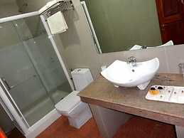 Tilko Jaffna City Hotel