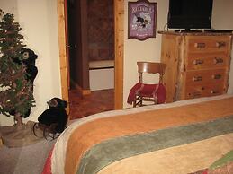 Bear Creek Cabin by RedAwning