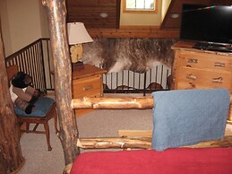 Bear Creek Cabin by RedAwning