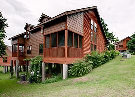 Bear Creek Cabin by RedAwning