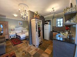 Waterhouse Guest Lodges 202 Lawley Street