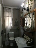 Waterhouse Guest Lodges 202 Lawley Street