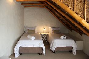 MontMartre Chalets and Guest House