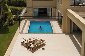 JAZ Oriental, Almaza Bay