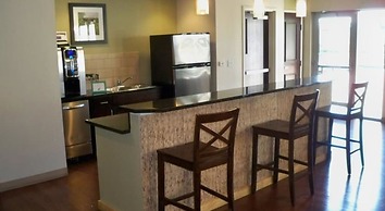 Bridgestreet at Current at the Banks