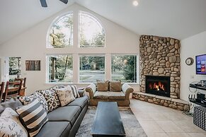 01sl - Hot Tub - Pet Friendly - Bbq - Sleeps 8 3 Bedroom Home by RedAw