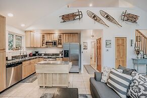 01sl - Hot Tub - Pet Friendly - Bbq - Sleeps 8 3 Bedroom Home by RedAw