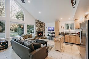 01sl - Hot Tub - Pet Friendly - Bbq - Sleeps 8 3 Bedroom Home by RedAw