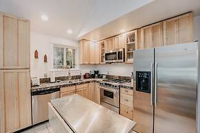 01sl - Hot Tub - Pet Friendly - Bbq - Sleeps 8 3 Bedroom Home by RedAw