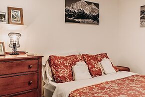 01sl - Hot Tub - Pet Friendly - Bbq - Sleeps 8 3 Bedroom Home by RedAw