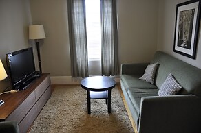 Moncton Suites - 267 Universite Ave