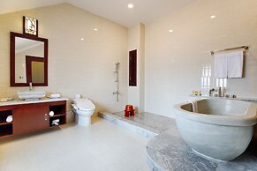 Nui Than Tai Ebisu Onsen Resort