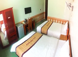 Hoa Binh Hotel