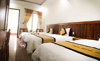Hoa Binh Hotel