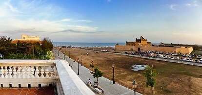 The Bungalow On The Beach - Tranquebar