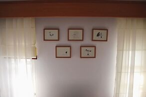 Eat Sleep Cafe & Bed