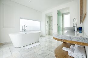 Risemount Premier Resort Da Nang