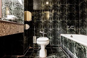 Beverly Hill Park Hotel