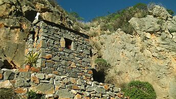 En Plo Luxury Suites