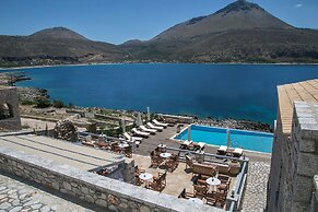 En Plo Luxury Suites