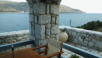 En Plo Luxury Suites