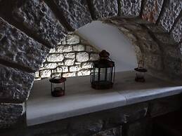 En Plo Luxury Suites