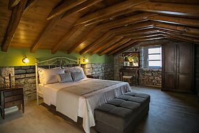 En Plo Luxury Suites