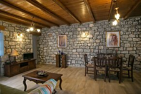 En Plo Luxury Suites