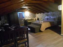 En Plo Luxury Suites