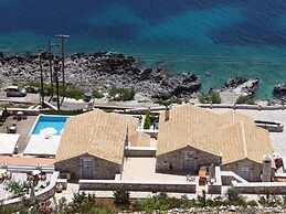 En Plo Luxury Suites