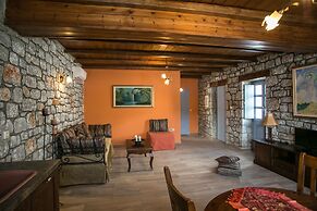 En Plo Luxury Suites